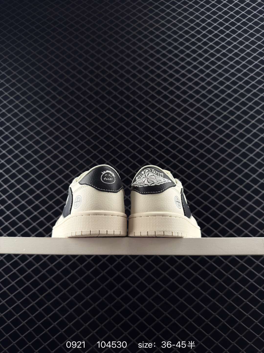 Travis Scott x Air Jordan 1 ” Reverse Mocha “